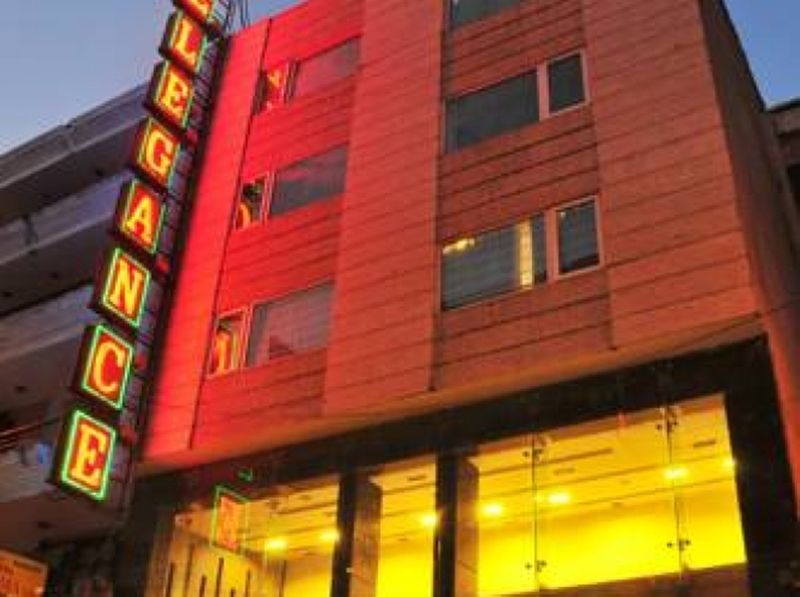 Hotel Elegance Нью-Дели Экстерьер фото